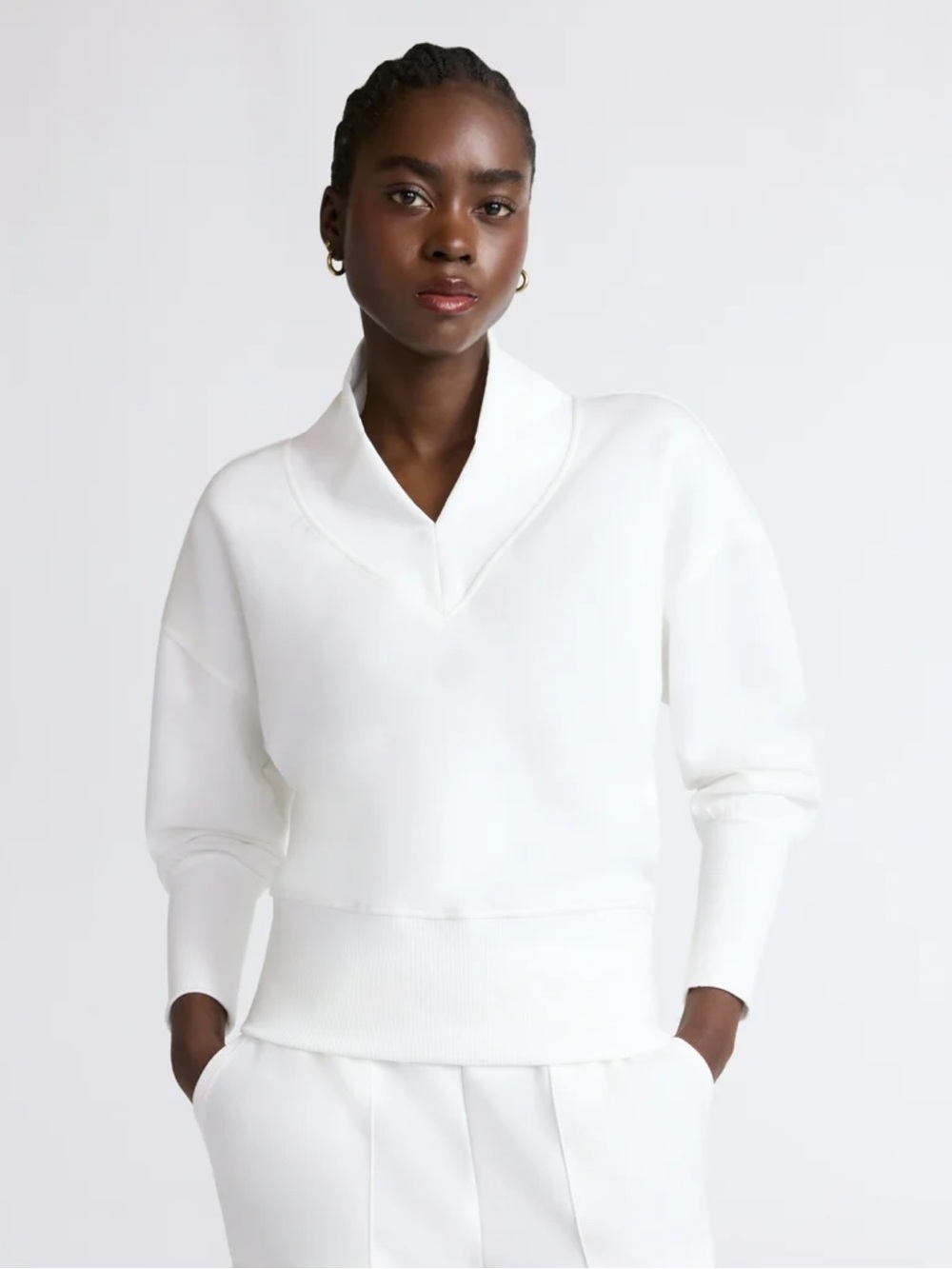 Scoop Scuba knit V neck winter white sz XS